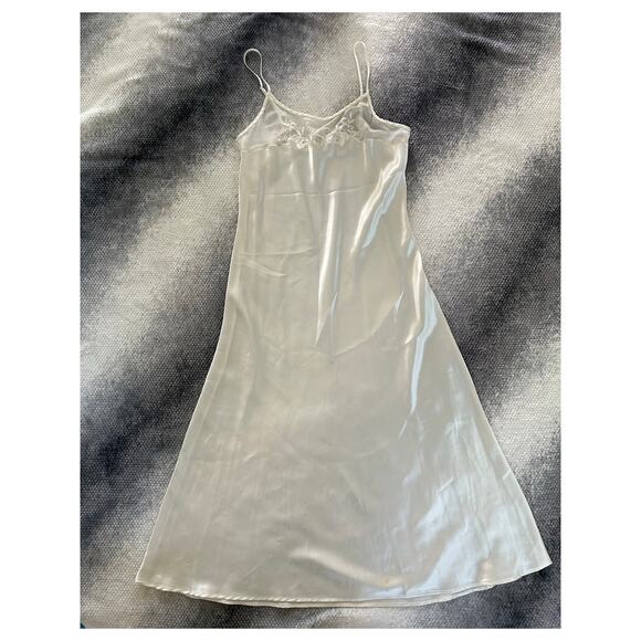Vintage Intimo Amore Nightgown Sexy Satin Like Lace White Slip 90s Size Medium - Picture 1 of 11